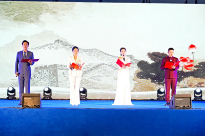 筆墨丹青頌長(zhǎng)城暨我在嘉峪關(guān)畫(huà)長(zhǎng)城藝術(shù)寫(xiě)生創(chuàng)作成果展盛大開(kāi)幕